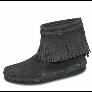 Minnetonka Moccasin Boots Hi Top Zip Back Suede Gray Style# 291T